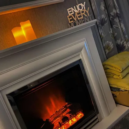 The Yorkshire Burrow With Hot Tub * York