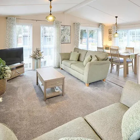 The Yorkshire Burrow With Hot Tub York