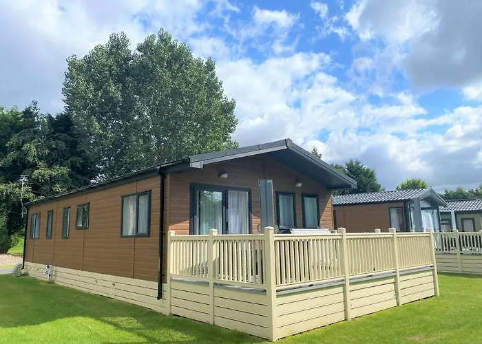 The Yorkshire Burrow With Hot Tub Holiday home York