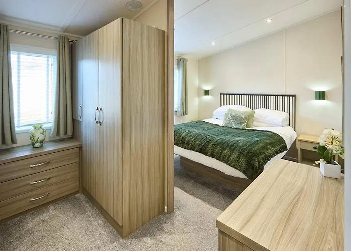 Holiday home The Yorkshire Burrow With Hot Tub