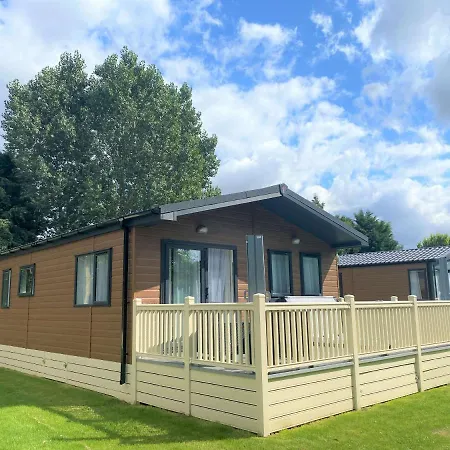 The Yorkshire Burrow With Hot Tub Hébergement de vacances York