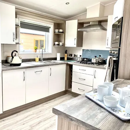 Hébergement de vacances The Yorkshire Burrow With Hot Tub *