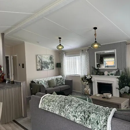 The Yorkshire Burrow With Hot Tub Hébergement de vacances *