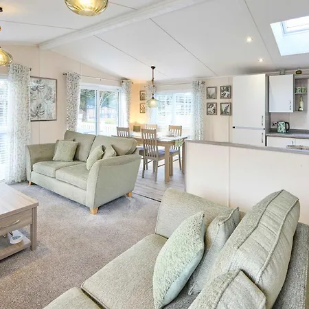 The Yorkshire Burrow With Hot Tub Feriehus